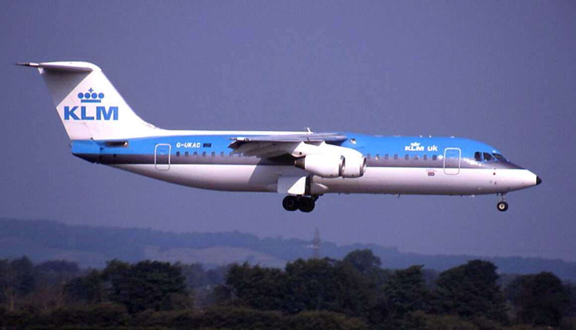 G UKAC BAe 146 – 300. Glasgow August 1999